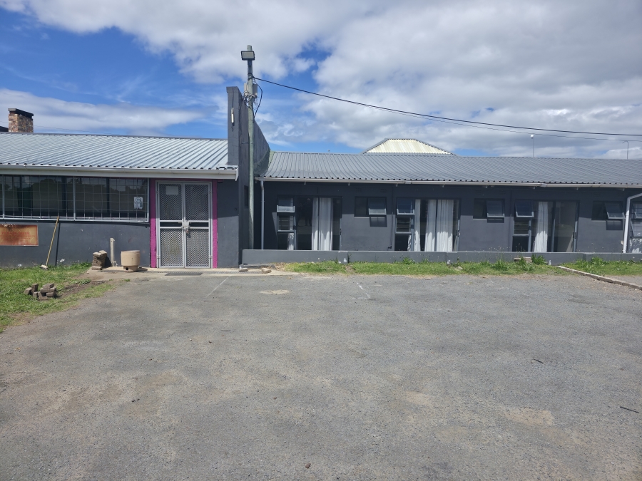 Commercial Property for Sale in Cambridge West Eastern Cape